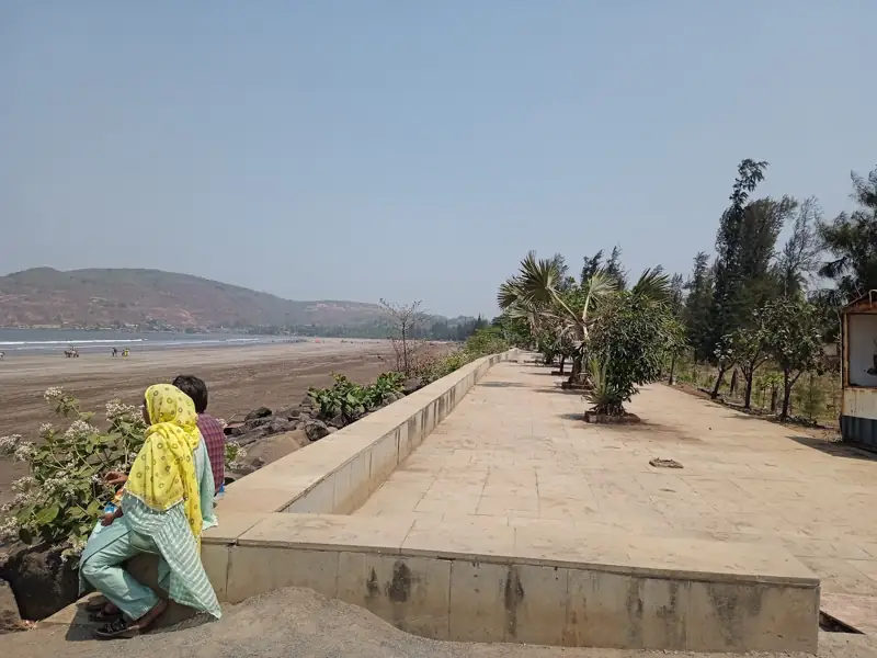 Navi Mumbai to Shrivardhan Cab